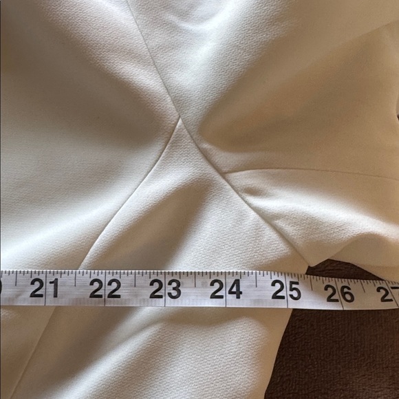 Lafayette 148 One Button Closure Cream Blazer - Picture 7 of 10